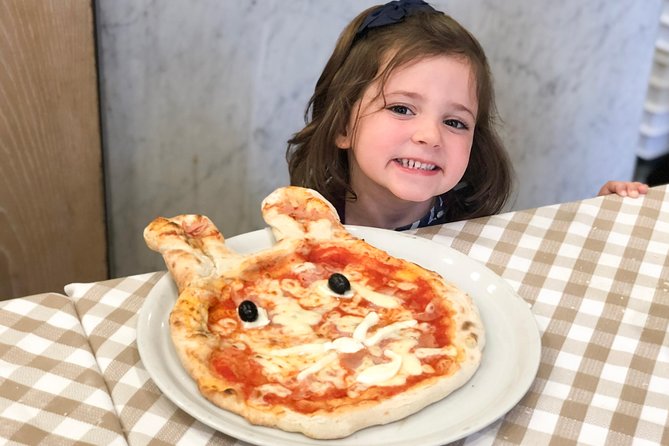 Pizza Hands On In The Heart of Rome - The Intimate Setting of a Roman Restaurant