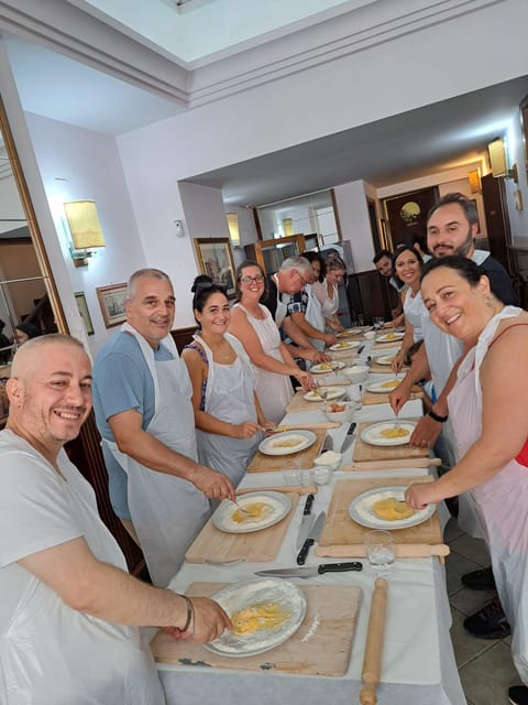 Pizza Pro, a Hands-On Cooking Class Near Castel Sant Angelo - Prime Location in Romes Historic Center