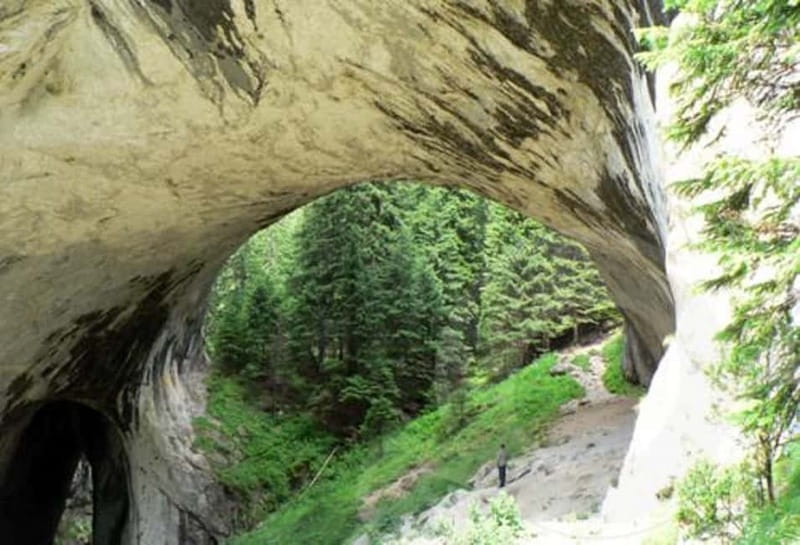 Plovdiv: Bachkovo Monastery, Asen Fortress, & Wonder Bridges - Visiting the Iconic Wonder Bridges Marble Rock Formations