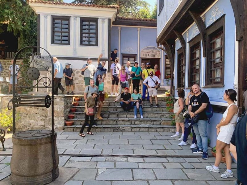 Plovdiv: Guided Walking Tour - Climb to the Thracian Fortress Hill for Panoramic Views
