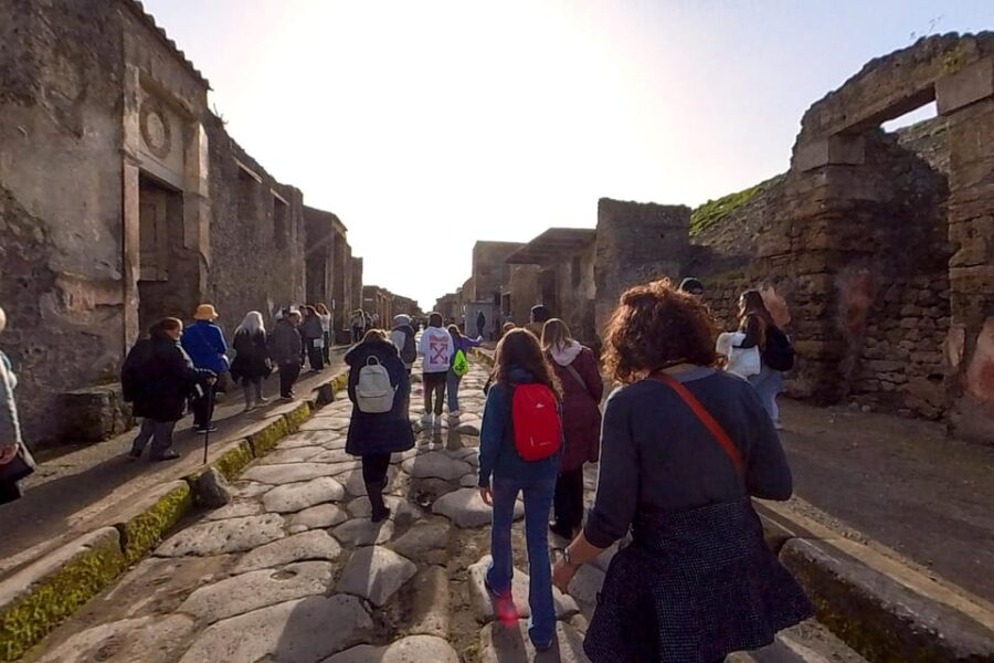 Pompeii: 2 Hours Skip the Line Visit with a Licensed Guide - Exploring Pompeii’s Most Famous Ruins and Artifacts