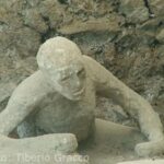 Pompeii and Vesuvius Day Trip from Naples with Lunch - Enjoying a Traditional Italian Lunch in Pompeii