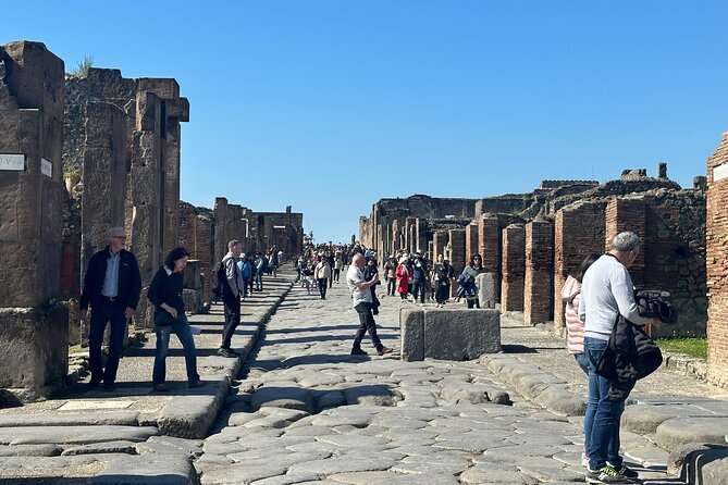 Pompeii and Vesuvius Tour from Positano Small Group - Exploring Pompeii with a Guided Small-Group Tour
