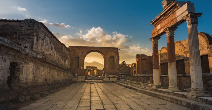 Pompeii Guided Tour with Archaeologist - Meeting Point and Tour Logistics