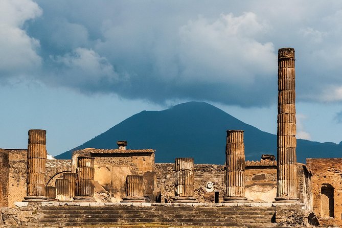 Pompeii & Herculaneum with driver and Expert Guide - Exploring the Ruins of Pompeii