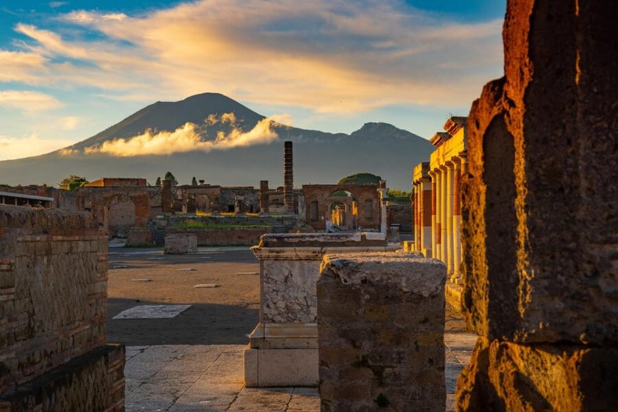 Pompeii Skip-the-Line Ticket and Audioguide - Exploring Pompeii’s Main Streets and Famous Sites