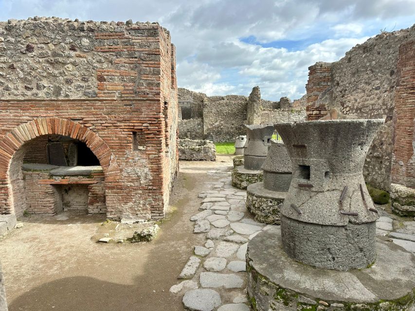Pompeii: skip the line ticket + guided group tour - Meeting at Porta Marina Superiore: Starting Your Pompeii Journey