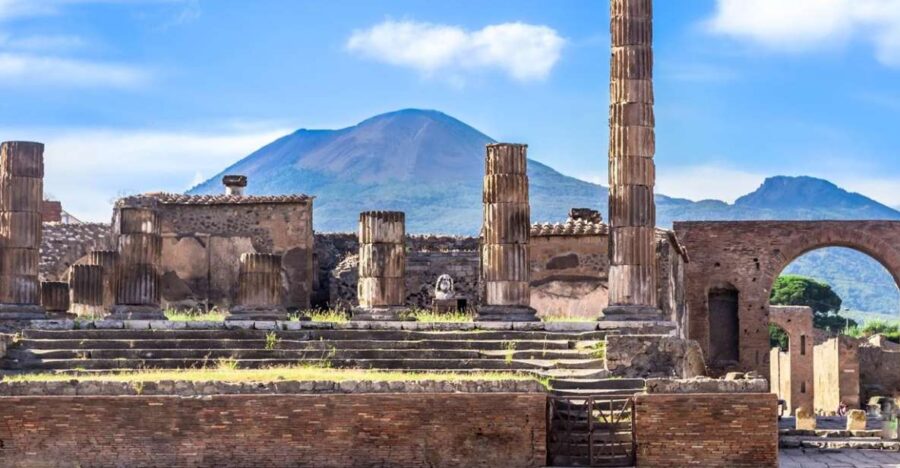 Pompeii&Vesuvius tour - The Starting Points and Easy Transfers in Naples