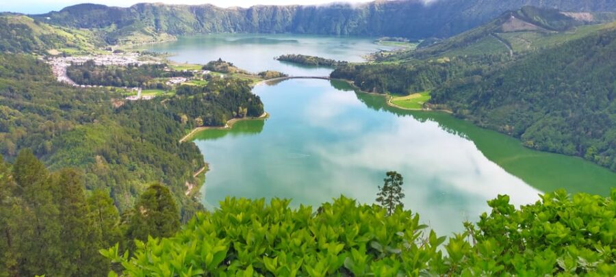 Ponta Delgada: Private Tour Sete Cidades Green e Blue Lakes - How the Tour Ensures a Personalized Experience