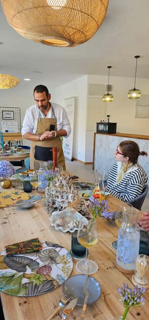 Pontevedra: "Un Mar de Tapas" Gastronomic Experience - Family-Friendly Atmosphere in a Cozy Setting