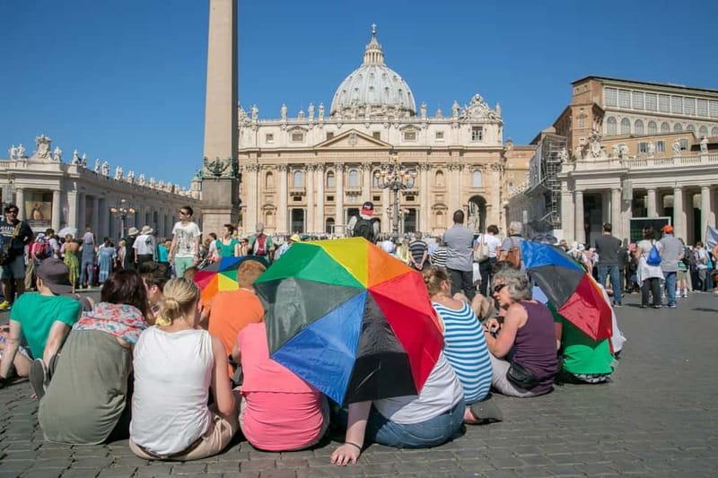 Pope Leo XIV Audience Tour with Local Guide - Exploring Rome’s Iconic Landmarks by Air-Conditioned Coach