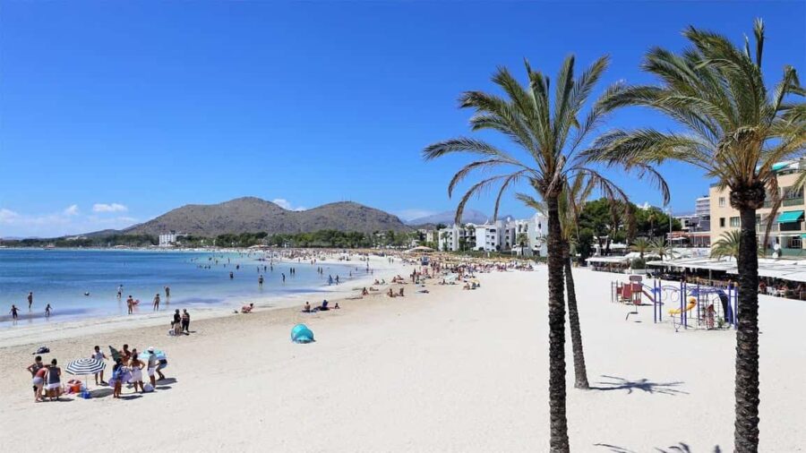 Port d'Alcudia: Yoga Pilates on the beach - Beautiful seaside setting for yoga and Pilates