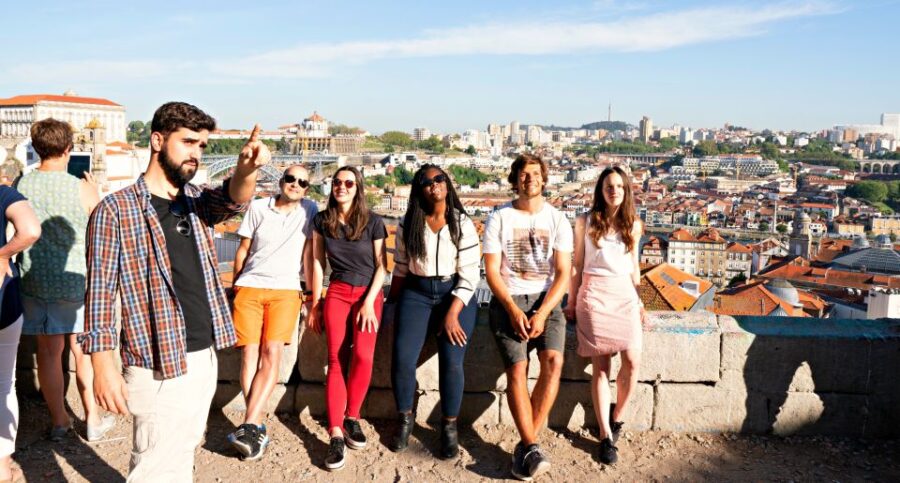 Porto: 3-Hour Guided City Highlights Walking Tour - Starting Point and Meeting Arrangements