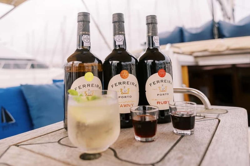 Porto 4H: Charming cruise, wine tasting, and vintage van tour - Exploring Gaia: From Ruins to the Chapel on the Rock