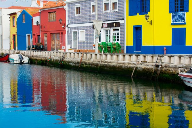 Porto: Aveiro Tour Including Moliceiro Cruise - Visiting Costa Nova’s Colorful Fishing Homes