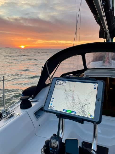 Porto: Best Exclusive Charming Sailboat Sunset - Porto’s Best Sunset Views from the Water