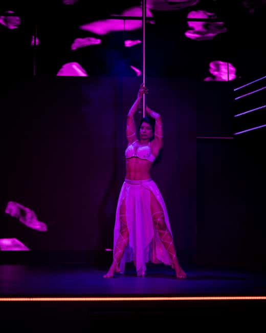 Porto: Dinner with Cabaret & Pole Shows - The Location and Setting at Mask Porto