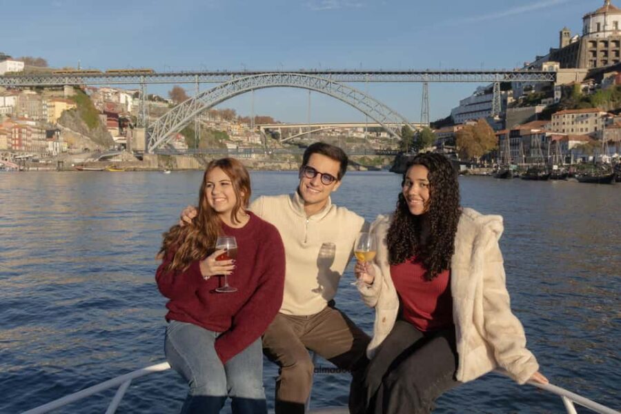 Porto: Douro Cruise, 6 Bridges & 4 Port Wines (Max 7) - The Small-Group Atmosphere and Personalized Service