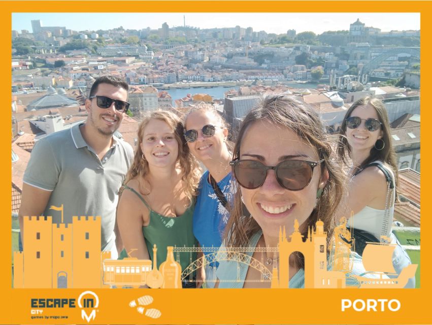 PORTO: Escape IN City - Closed at 7 Keys - Porto’s Unique City Puzzle: Combining Exploration and Challenge