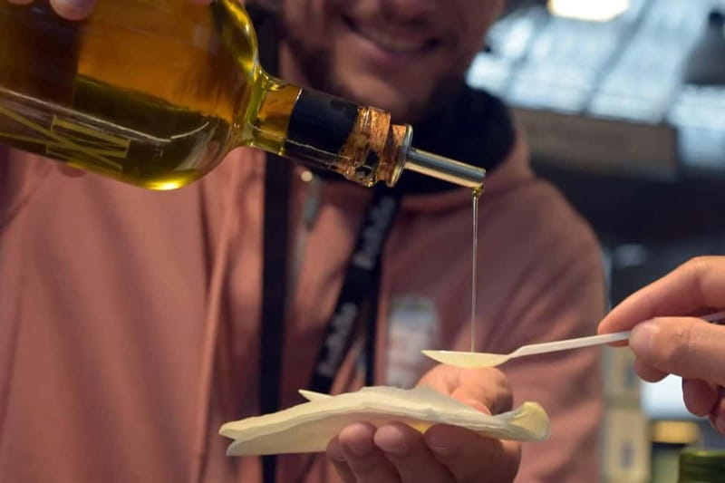 Porto: Food Tour with Tastings and Souvenirs - Starting Point at R. Formosa 322 and the First Market Visit