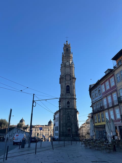 Porto: Guided City Highlights Walking Tour - Starting at the Porto City Hall and Exploring the City Hall’s Architecture