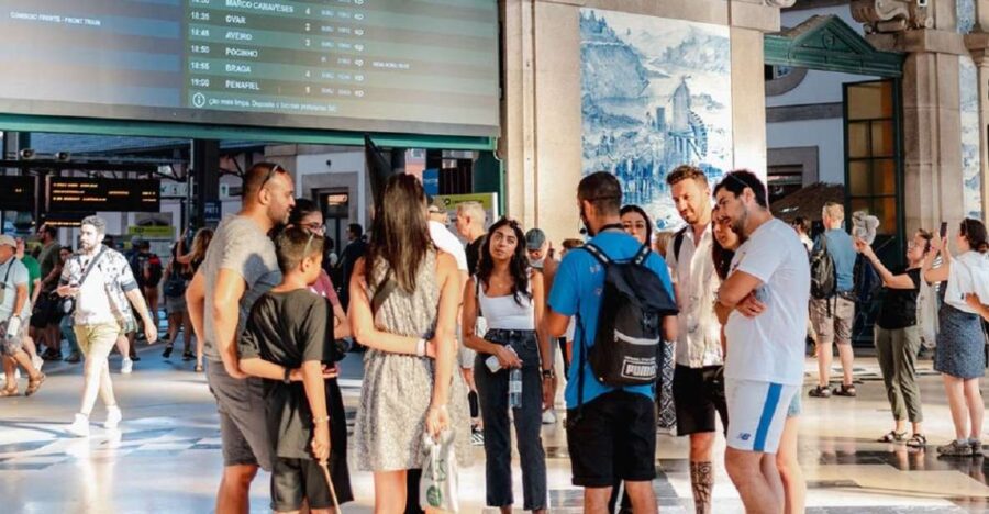 Porto: Harry Potter and City of Porto Guided Walking Tour - Starting Point at São Bento Station