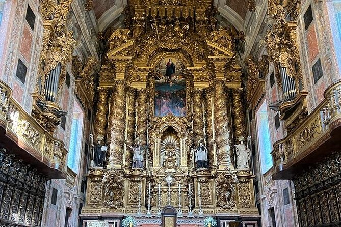 Porto Highlights: The best of Porto City Walking Tour - Strolling Along Avenida dos Aliados