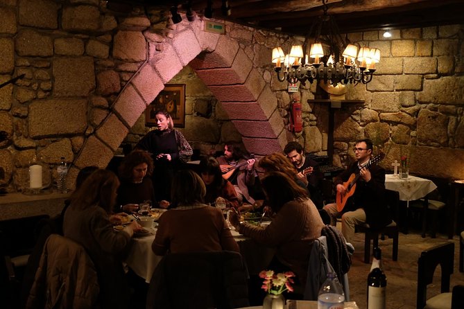 Porto Moonlight Walk & Fado Dinner - Visiting a 14th-Century Fado House in Porto