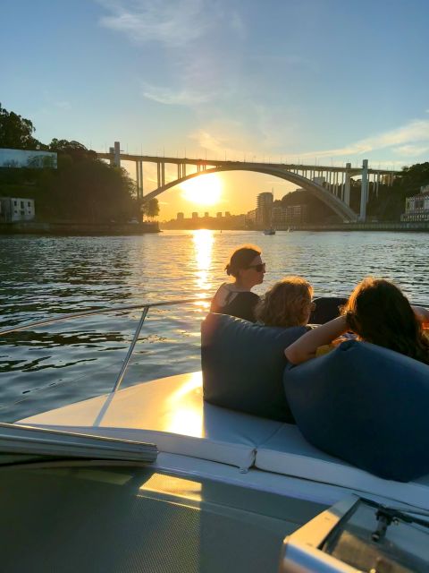Porto PRIVATE Boat Tour: 6 Bridges, River Mouth & SUNSET - Engaging Commentary and Captains’ Insights