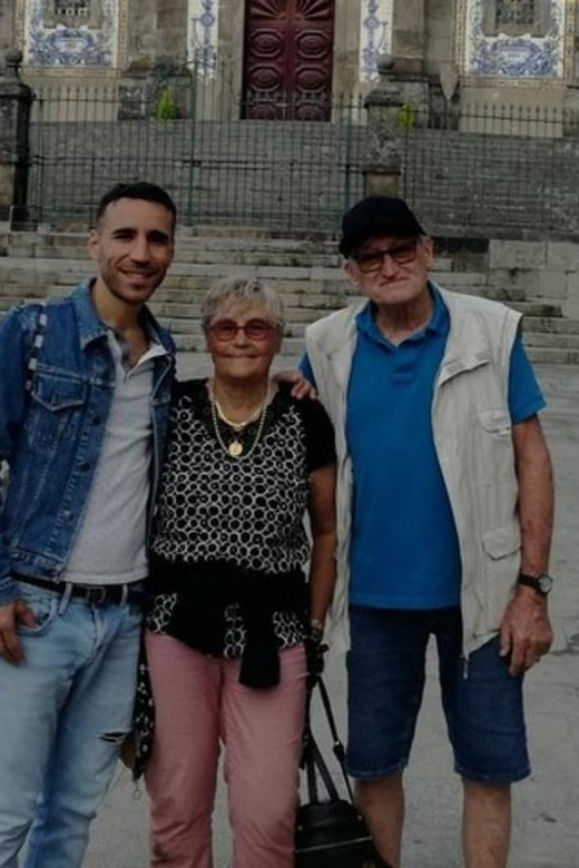 Porto : Private Custom Tour with a Local Guide - Starting Your Porto Adventure with Hotel Pickup