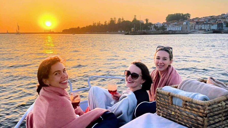 Porto: Private Douro River Cruise  6 Bridges & Sunset - Starting Point at Douro Marina