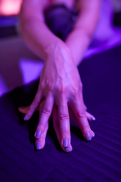 Porto: Private Hotpod Yoga Class - Porto’s Unique Private Yoga Setting in the Purple Pod