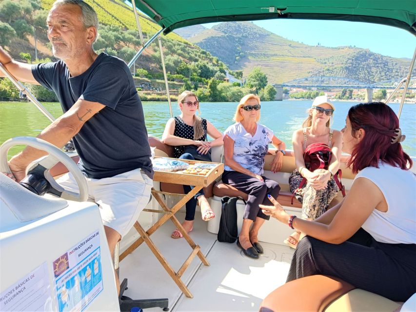 Porto: Private Tour Douro Valley/Winery SECXVIII /Boat/Lunch - From Porto to the Spectacular Douro Valley Viewpoints