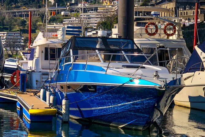 Porto: Private Yacht Cruise with Local Wine, Snacks and 6 Bridges - The Yacht: Sunseeker Soul Silver in True Miami Vice Style