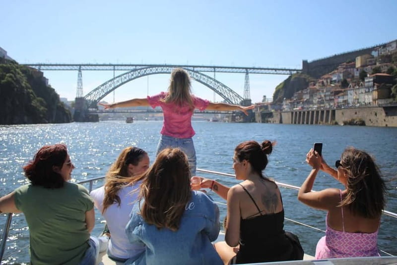 Porto: Private Yacht Tour with Wine, Snacks & 6 Bridges - Exploring Porto’s Famous Bridges from the Water