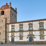 Porto: Visit the historic center (with Lello bookstore. Certified guide) - Starting at Terreiro da Sé in Porto