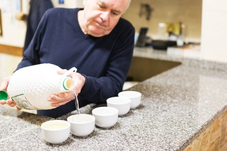 Porto: Walking Dinner Tour with Family-Owned Restaurants - Starting Point: The Meeting with Your Guide in Front of the Church