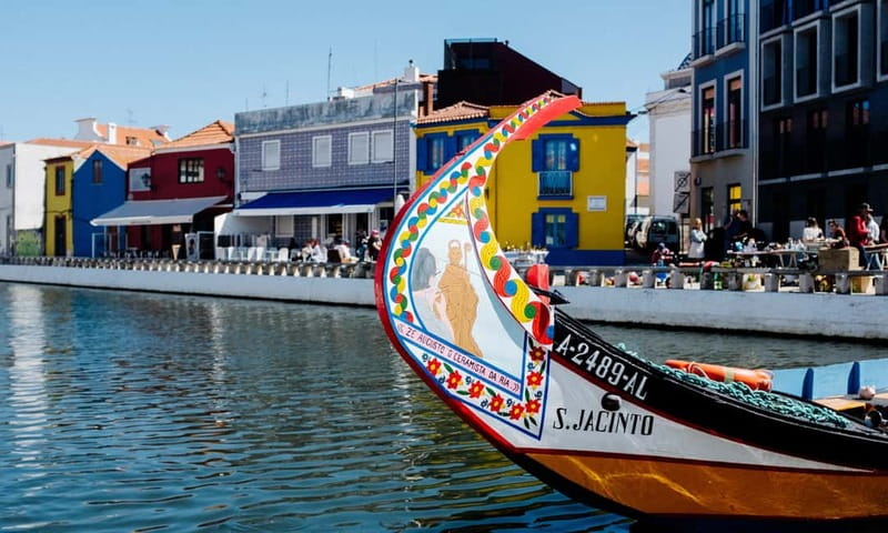 Porto:Aveiro, Cruise, Costa Nova & Capelha da Pedra Full Day - Costa Nova: Colorful Houses and Ocean Breezes