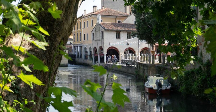 Portogruaro: Walking Tour With Local Guide - Starting Point at the Tourist Info Point in Piazza della Repubblica