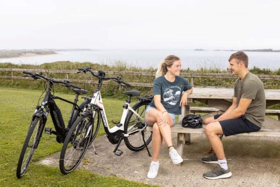 Portrush: Premium E-Bike Rental - From Dunluce Castle to the Giants Causeway