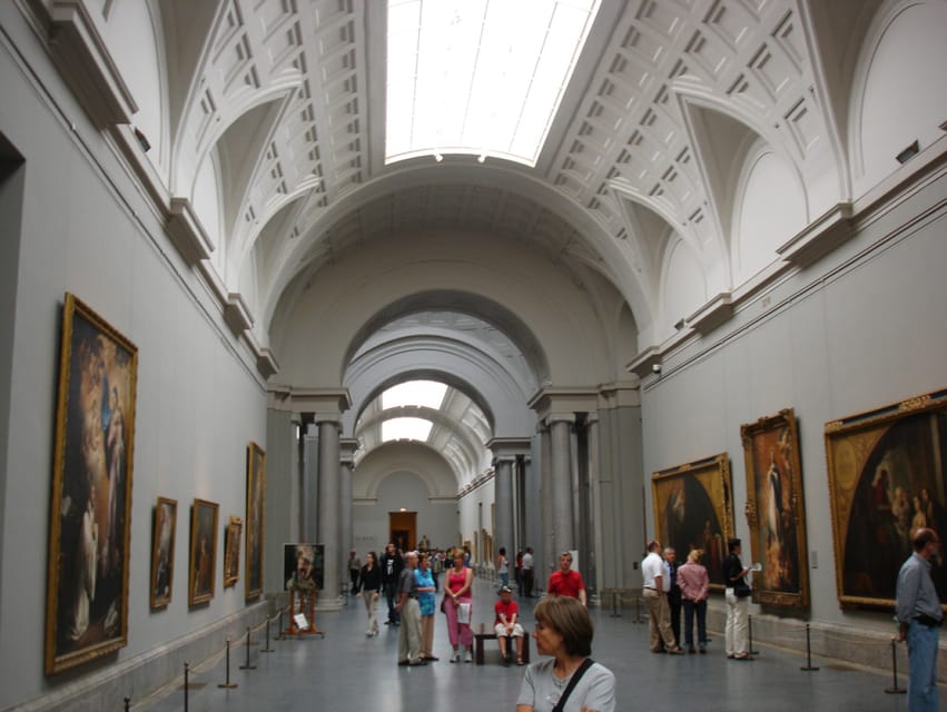 Prado Museum (Madrid): Private visit with art expert - Start at the Velázquez Statue in Madrid’s Landscape of Light