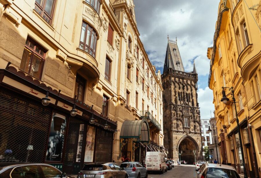 Prague: 1.5-Hour Private Kick-Start Tour with a Local - Start at Cafe Louvre, the Classic Meeting Point
