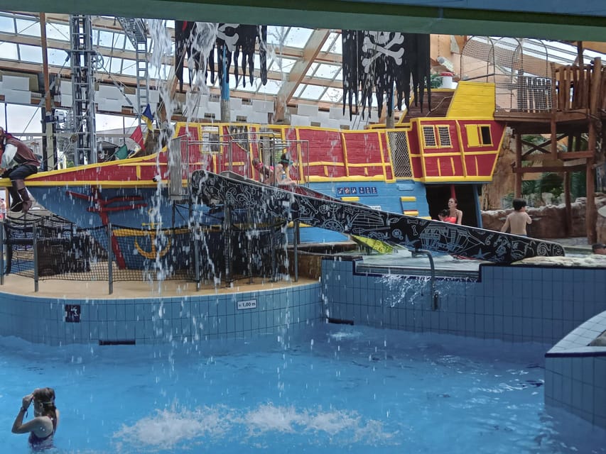 Prague: Aquapalace Indoor/Outdoor Water Park Ticket - Experience the Thrilling Water Slides at Aquapalace Prague