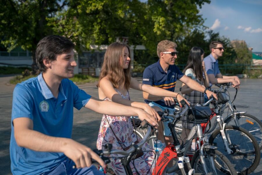 Prague: Bike or E-Bike City Tour with A Local Guide - Starting at the Heart of Prague