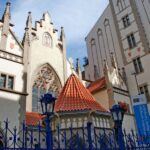 Prague: Castle and Jewish Quarter Tour - Discovering Prague’s Most Photogenic Landmark: Charles Bridge