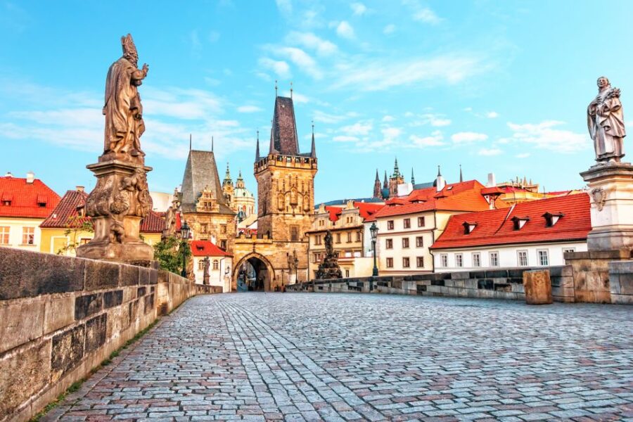 Prague Castle & Castle District: 2-Hour Guided Tour - Inside the Prague Castle Complex
