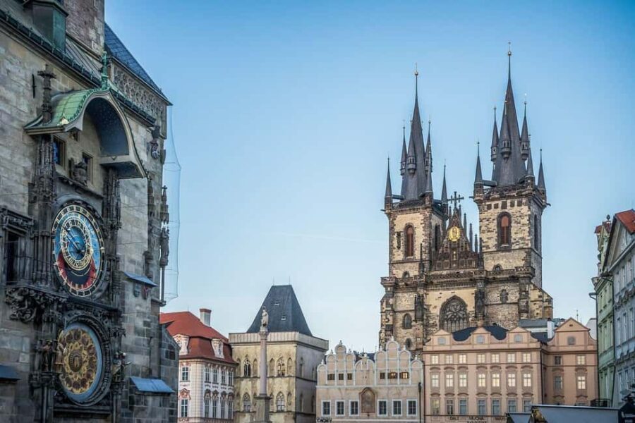 Prague: Central Gallery Ticket & Digital City Tour - Exploring the Central Gallery in Prague