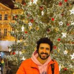 Prague Christmas Markets and Holiday Magic Walking Tour - Exploring the Old Town Square Christmas Market
