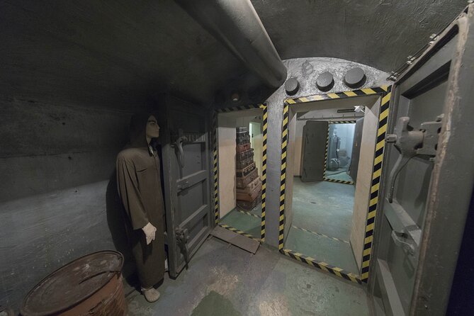 Prague Communism History and Nuclear Bunker Tour - The Significance of the Velvet Revolution Memorial