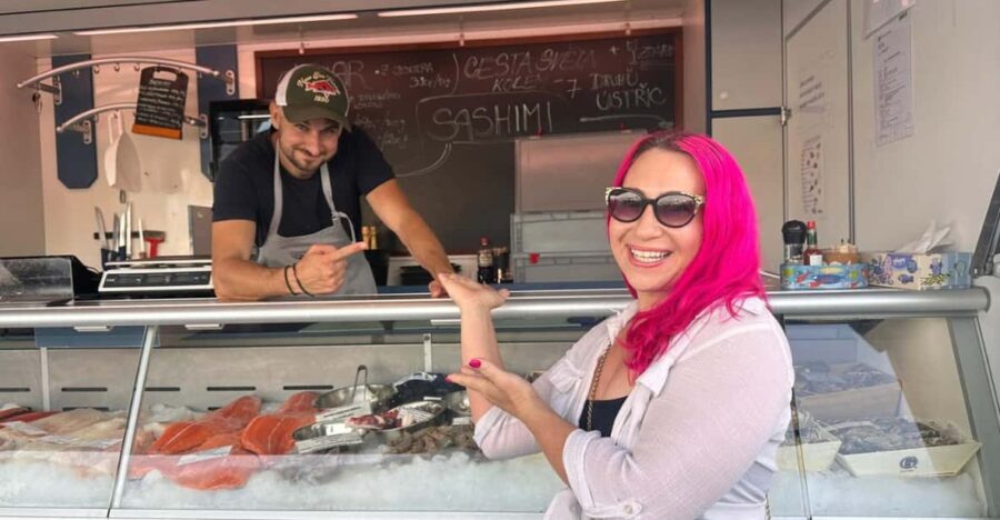 Prague: Farmers Market and Brunch Class with Celebrity Chef - Naplavka Farmers Market: A Local Sunday Morning Hotspot